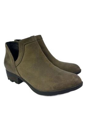 Sorel Lola Cut-Out Leather Waterproof Women’s Ankle Boots